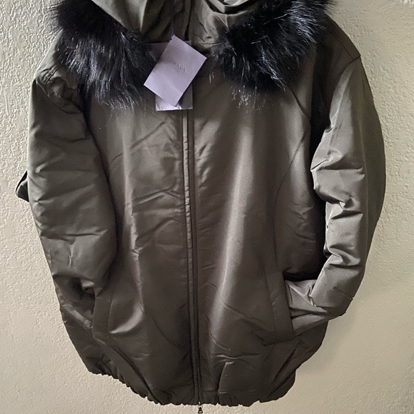 Jacket - Picture 6 of 7